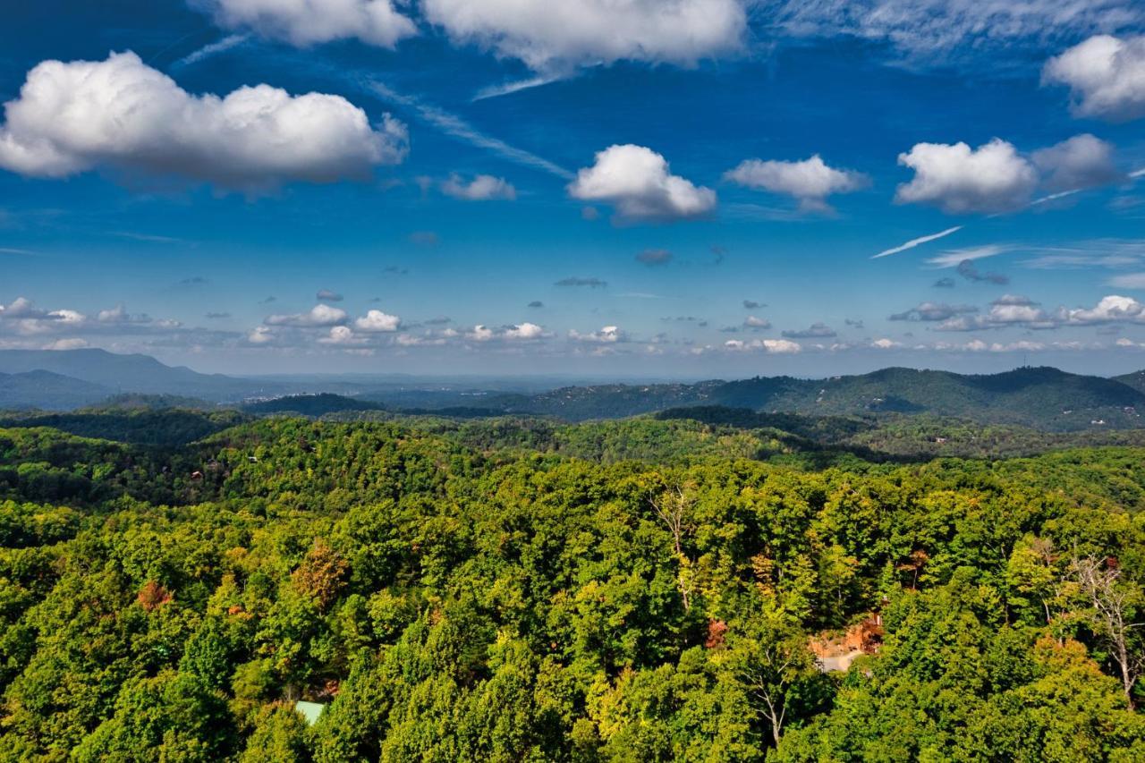 5Bd5B Escape Cabin With 2 Hottubs, Thtr &Game Rm,1Mi To The Parkway! 4Mi To Dollywood - Spring Deal Pigeon Forge Εξωτερικό φωτογραφία