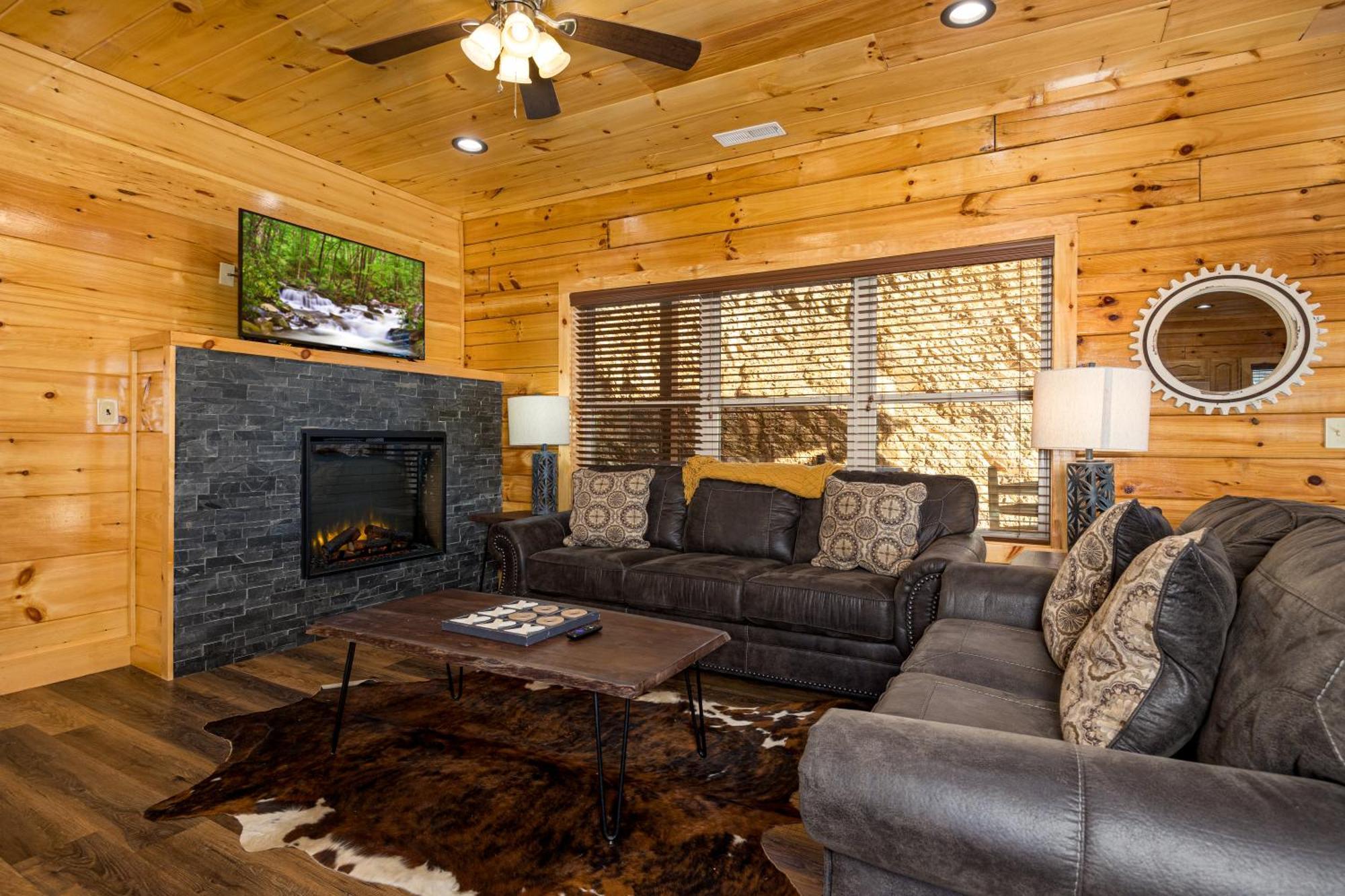 5Bd5B Escape Cabin With 2 Hottubs, Thtr &Game Rm,1Mi To The Parkway! 4Mi To Dollywood - Spring Deal Pigeon Forge Εξωτερικό φωτογραφία